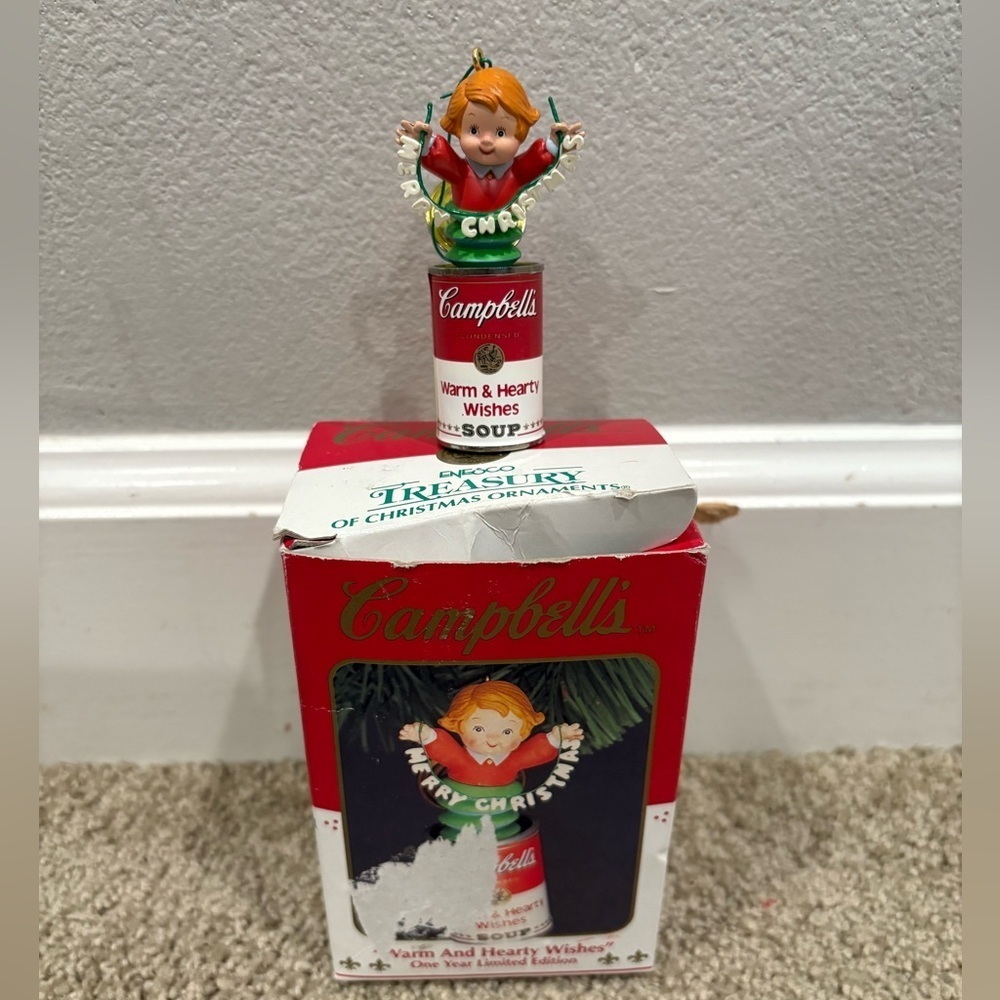 Vintage Enesco Warm and Hearty Wishes Campbell's Soup Christmas ornament ‘93 EUC